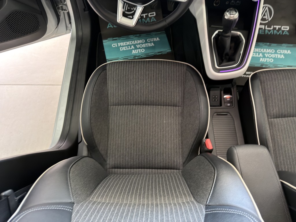 RENAULT CLIO 1.0 GPL TECHNO UNICOPROPRIETARIO